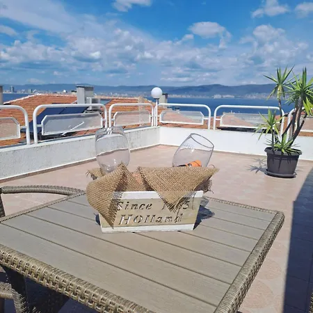 Guest house The White House Nesebar