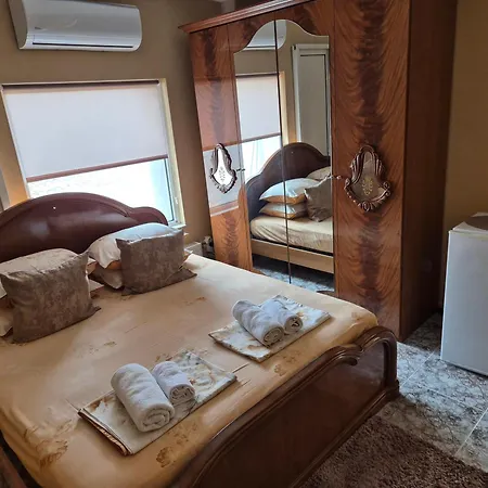 The White House Nessebar