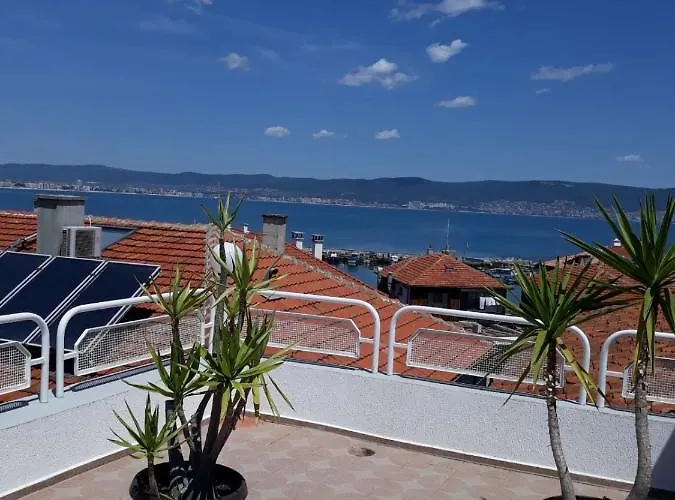 Gasthof The White House 3*