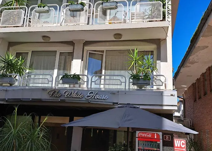 Gasthof The White House 3*