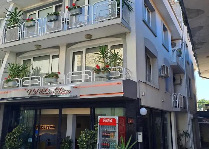 The White House Gasthof Nessebar