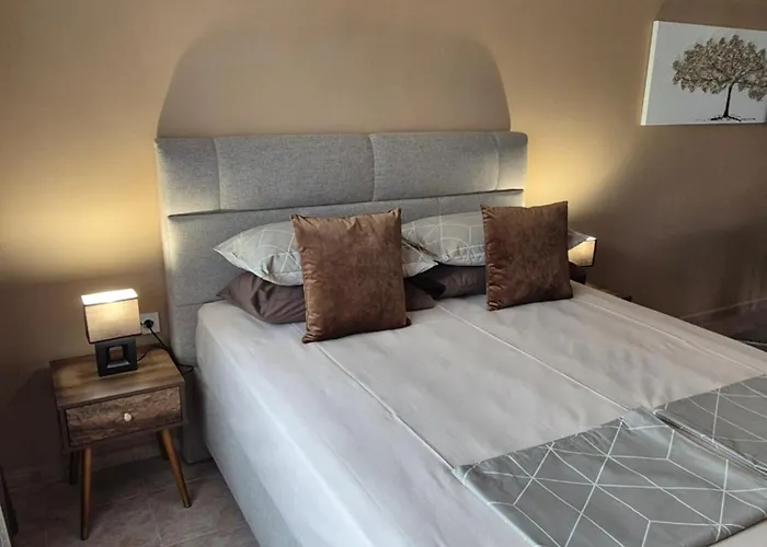 The White House Affittacamere 4*