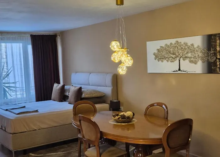 Gasthof The White House Nessebar