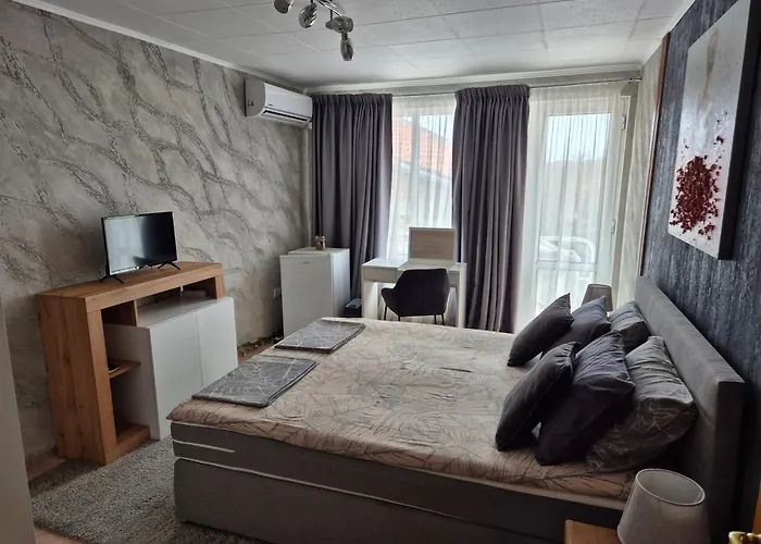 Affittacamere The White House Nesebar